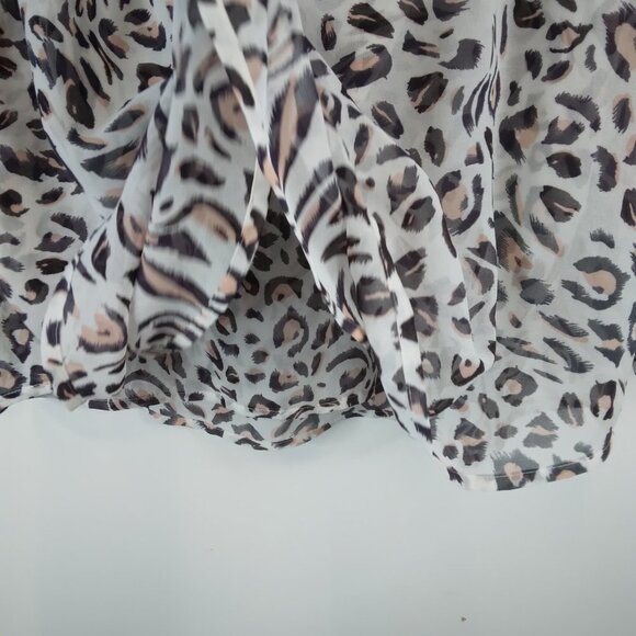 Cabi 5337 Glamour Blouse Off White Leopard Print Top Size L - Picture 6 of 11